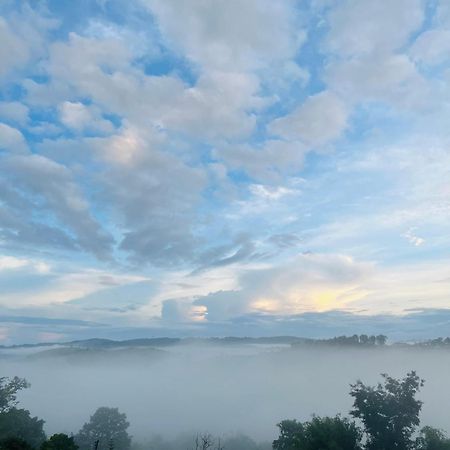 Appartamento เอนกาย อิงเขา Khao Kho Esterno foto