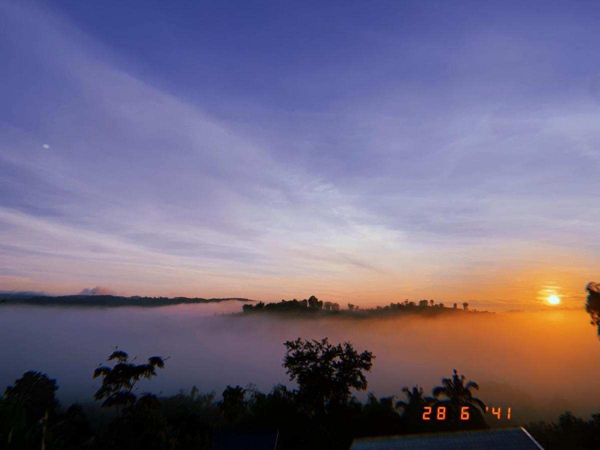 Appartamento เอนกาย อิงเขา Khao Kho Esterno foto